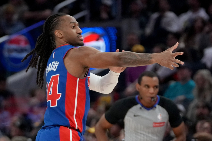 湖人客场惜败活塞 九连胜终结引热议