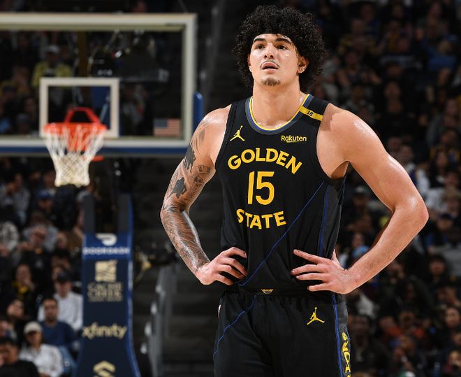 勇士末节崩盘惜败骑士 四将爆发难改颓势