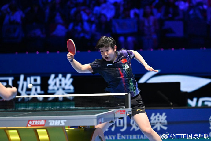孙颖莎澳门世界杯女单三连冠创乒坛历史